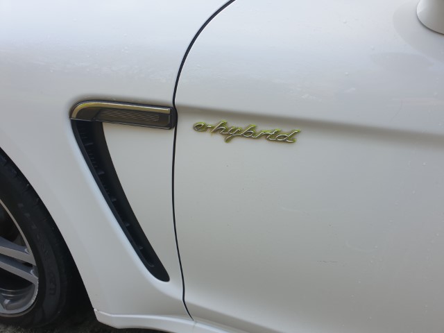 PORSCHE PANAMERA