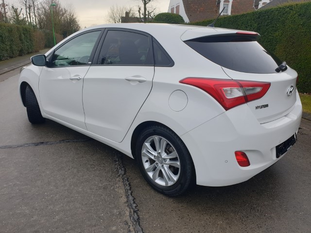 HYUNDAI I30 - GO!