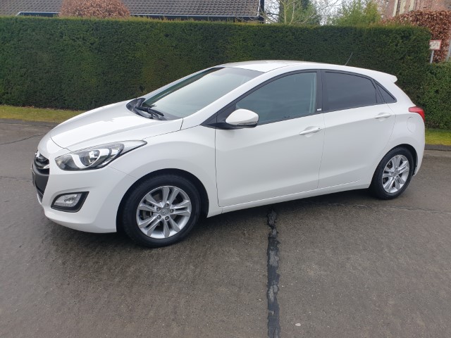 HYUNDAI I30 - GO!