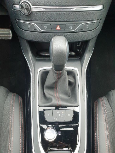 PEUGEOT 308 GT-LINE