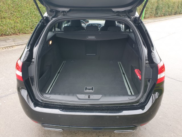 PEUGEOT 308 GT-LINE