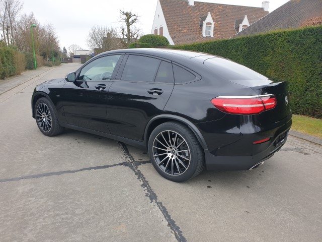 MERCEDES GLC 350 - COUPE - E-HYBRID - AMG PACK