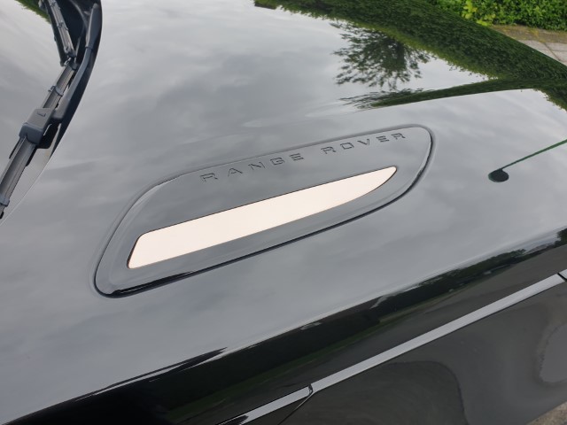 LAND ROVER - RANGE ROVER VELAR R-DYNAMIC