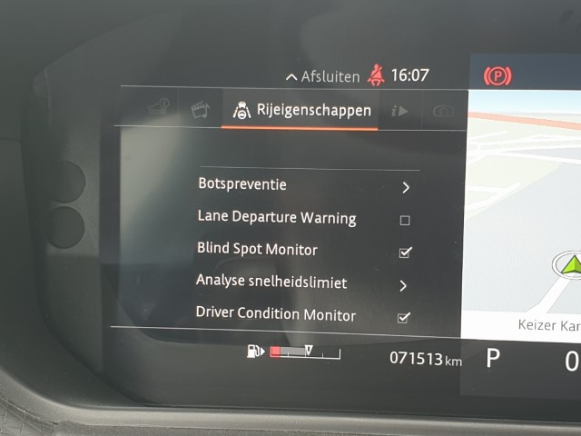 LAND ROVER - RANGE ROVER VELAR R-DYNAMIC