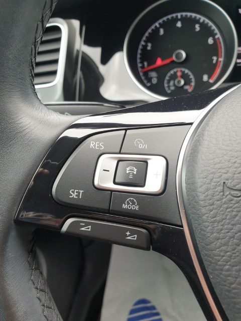 VOLKSWAGEN GOLF 1.2 ALLSTAR