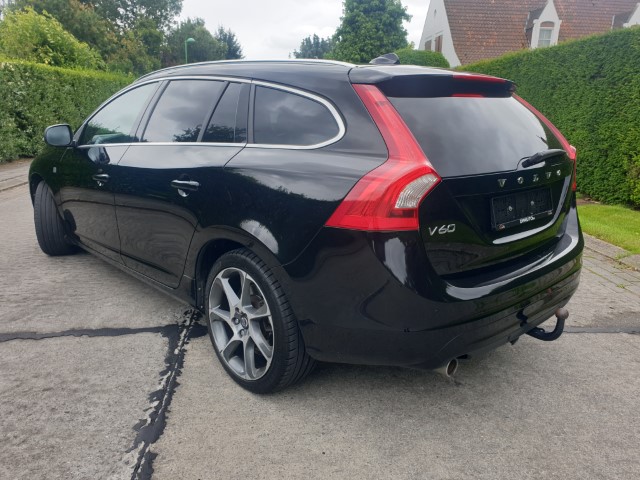 VOLVO V60 D3 2.0 OCEAN RACE
