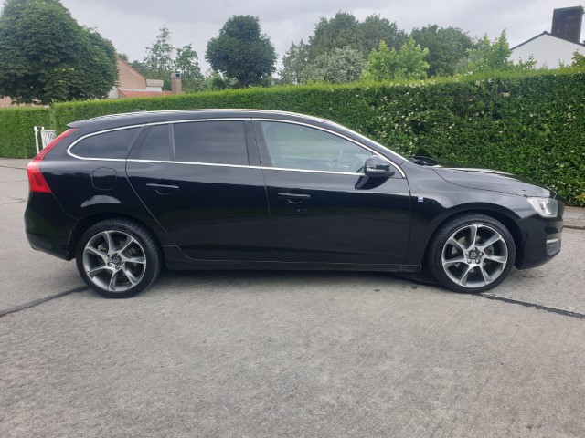VOLVO V60 D3 2.0 OCEAN RACE