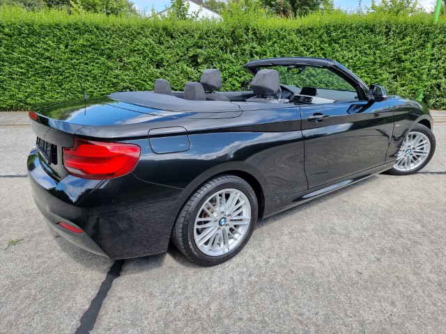 BMW 218d CABRIO M-PACK