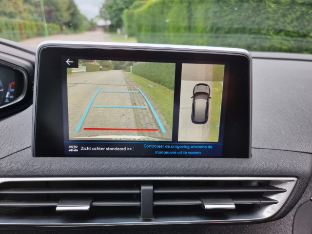 PEUGEOT 3008 1.6 ALLURE