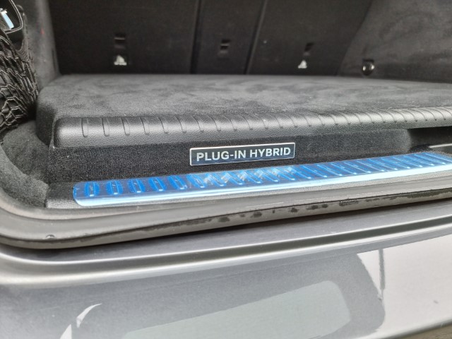 MERCEDES GLC 350 - E-HYBRID - 4 MATIC