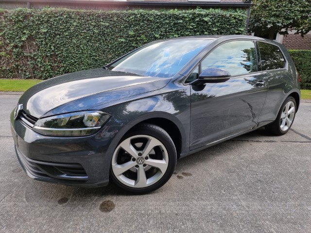 VOLKSWAGEN GOLF 1.0 TSI