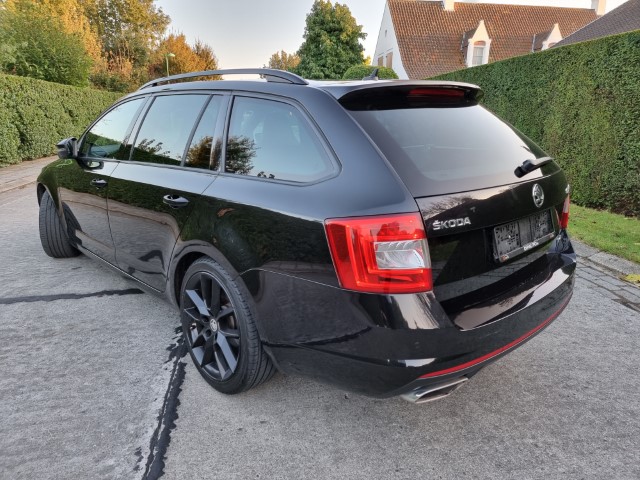 SKODA OCTAVIA RS DSG