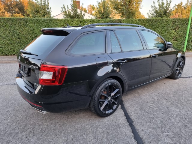 SKODA OCTAVIA RS DSG