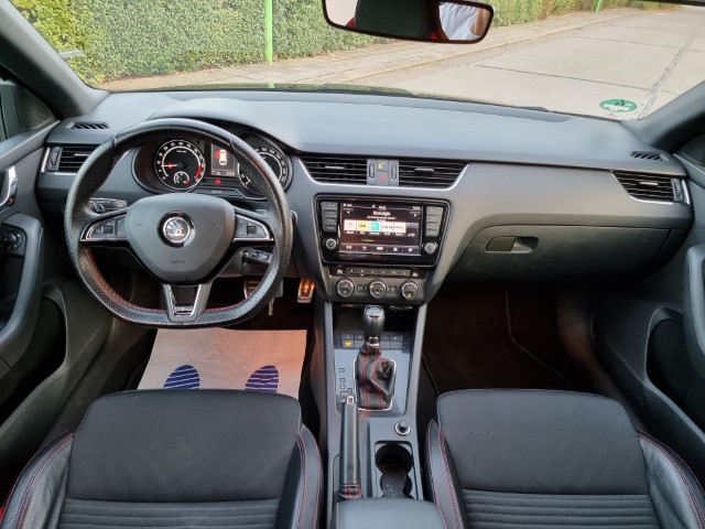 SKODA OCTAVIA RS DSG