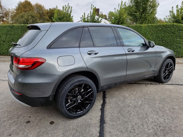 MERCEDES GLC 350 - E-HYBRID - 4 MATIC