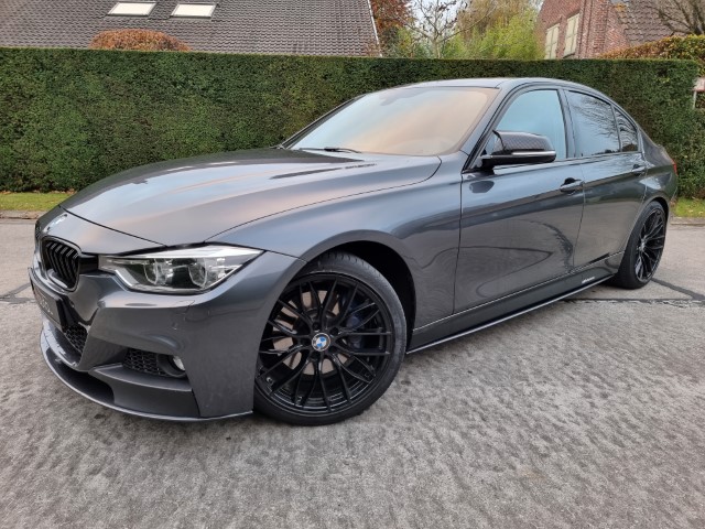 BMW 328I M-PACK