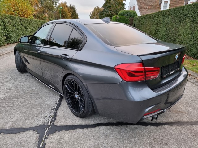 BMW 328I M-PACK