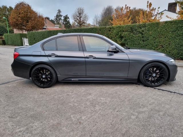 BMW 328I M-PACK