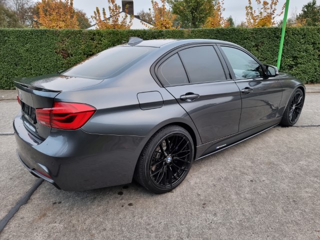 BMW 328I M-PACK