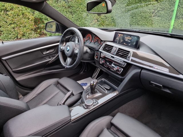 BMW 328I M-PACK
