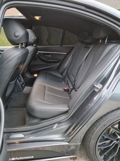 BMW 328I M-PACK