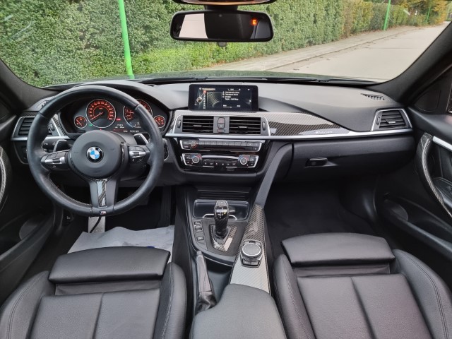 BMW 328I M-PACK