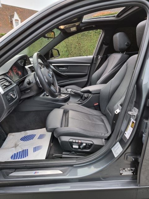 BMW 328I M-PACK