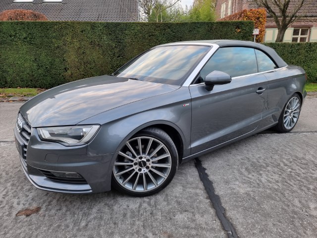 AUDI A3 CABRIO 2.0 TDI S-LINE
