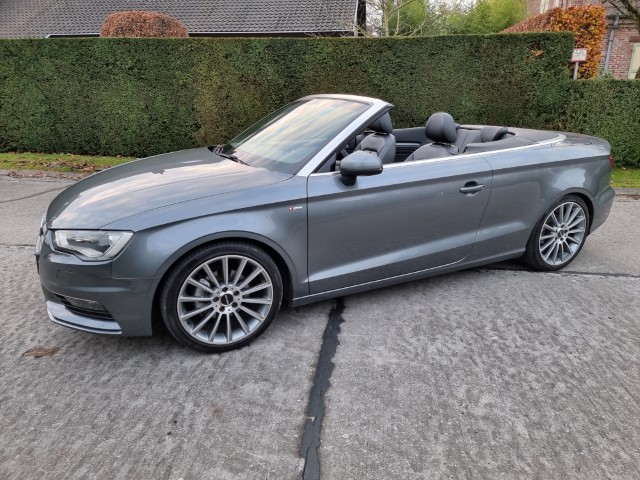 AUDI A3 CABRIO 2.0 TDI S-LINE