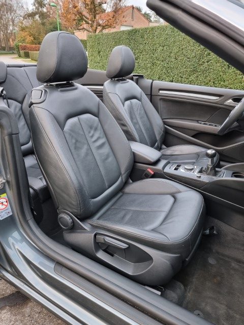 AUDI A3 CABRIO 2.0 TDI S-LINE