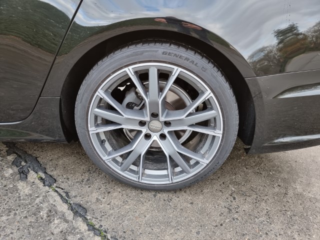 AUDI A6 2.0 TDi S-TRONIC