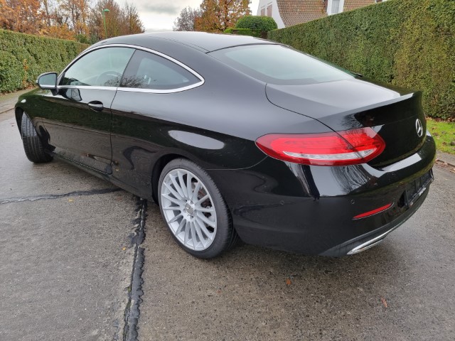 MERCEDES C220d 2.2 COUPE