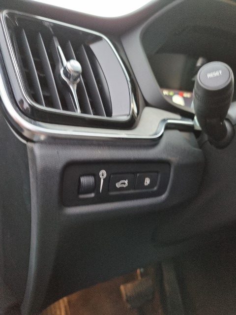 VOLVO V60 T8 AWD Inscription Geartronic