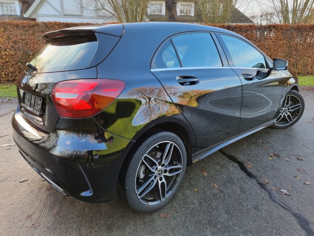 MERCEDES A 160 - AMG PACK