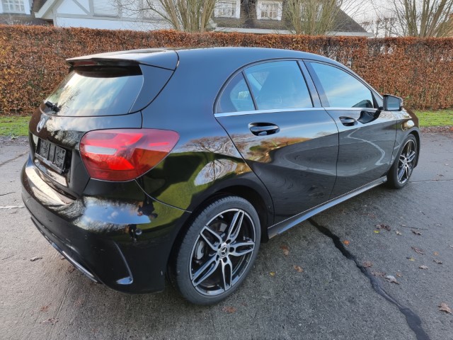 MERCEDES A 160 - AMG PACK
