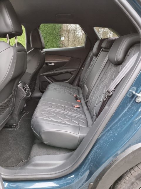 PEUGEOT 3008 - 1.6 GT LINE