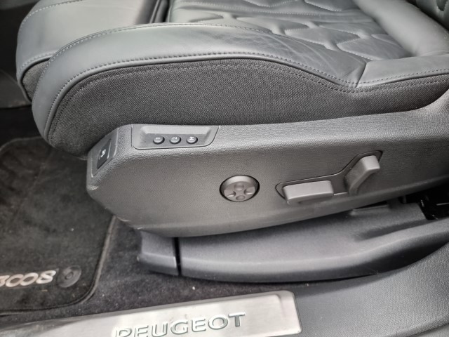PEUGEOT 3008 - 1.6 GT LINE