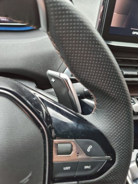 PEUGEOT 3008 - 1.6 GT LINE