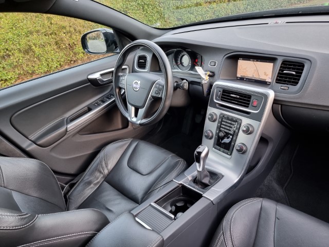 VOLVO V60 - D2 - DYNAMIC PACK