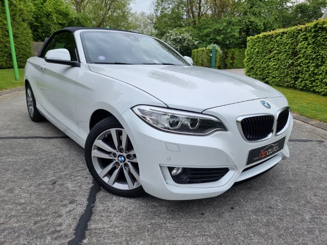 BMW 220i - CABRIOLET