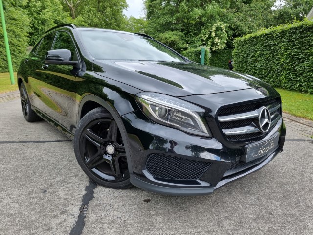 MERCEDES GLA 220 - 4MATIC - AMG PACK