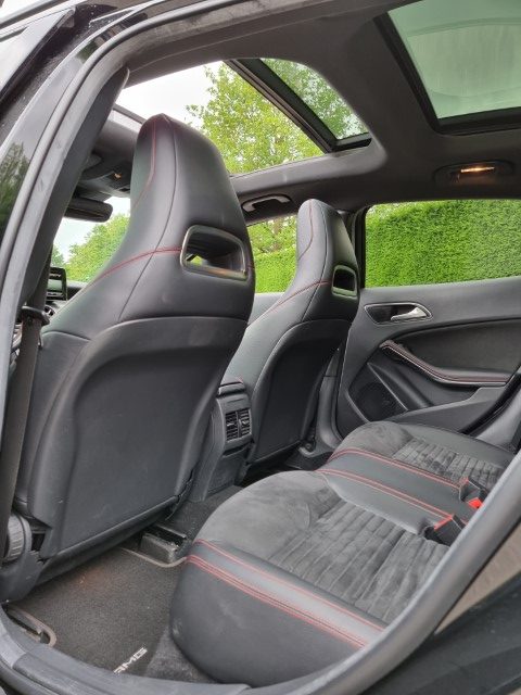 MERCEDES GLA 220 - 4MATIC - AMG PACK
