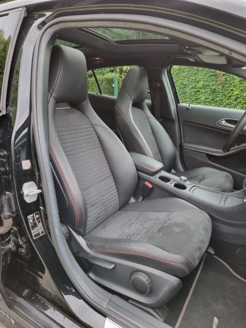MERCEDES GLA 220 - 4MATIC - AMG PACK