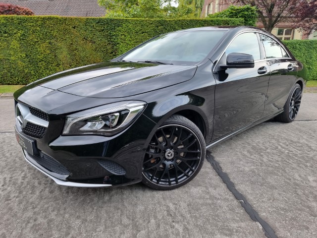 MERCEDES CLA 200
