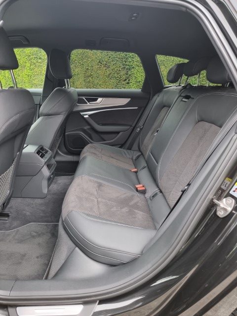 AUDI A6 - S line