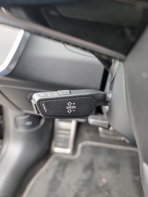 AUDI A6 - S line