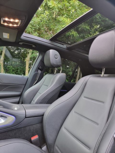 MERCEDES GLE 300 - 4 Matic - AMG Night Pack