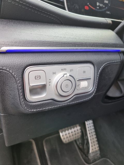 MERCEDES GLE 300 - 4 Matic - AMG Night Pack