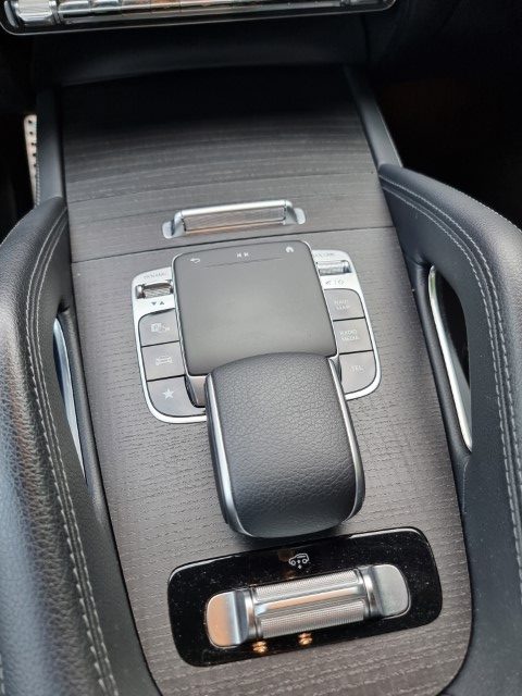 MERCEDES GLE 300 - 4 Matic - AMG Night Pack