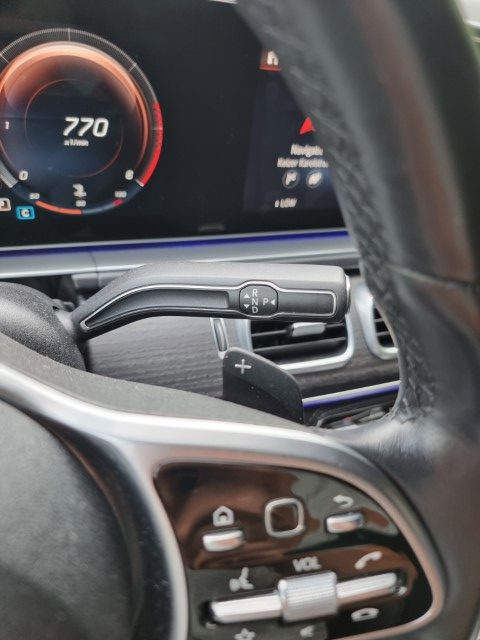 MERCEDES GLE 300 - 4 Matic - AMG Night Pack